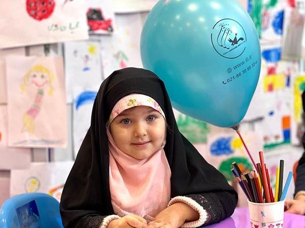 گزارش تصویری از پنجمین روز از حضور کانون زبان ایران در نمایشگاه هشتمین جشنواره ملی اسباب بازی