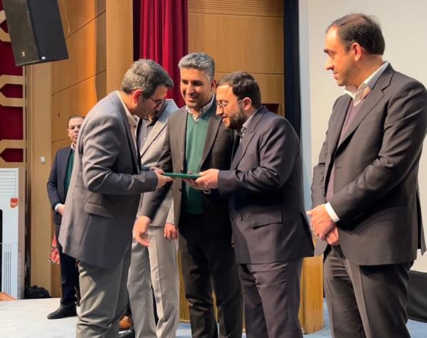 "مدیر روابط عمومی و امور بین‌الملل" کانون زبان ایران منصوب شد