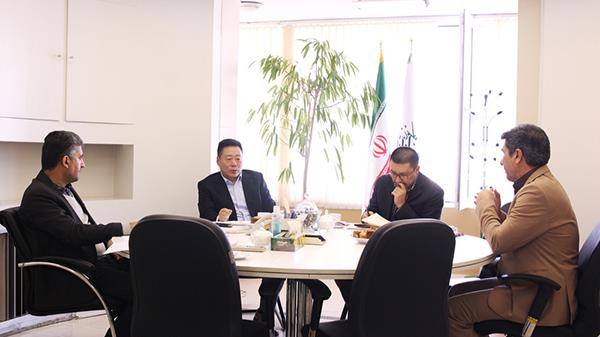 رییس کانون زبان ایران با رایزن فرهنگی سفارت چین دیدار و گفت و گو کرد
